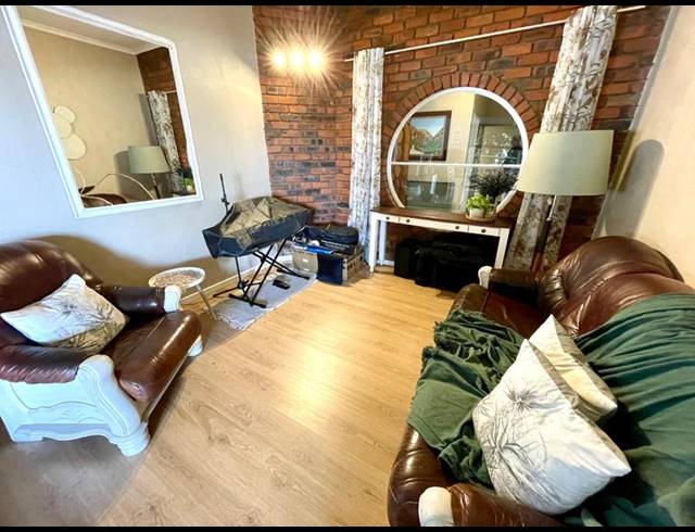 4 BEDROOM HOUSE FOR SALE IN NOORDKRUIN